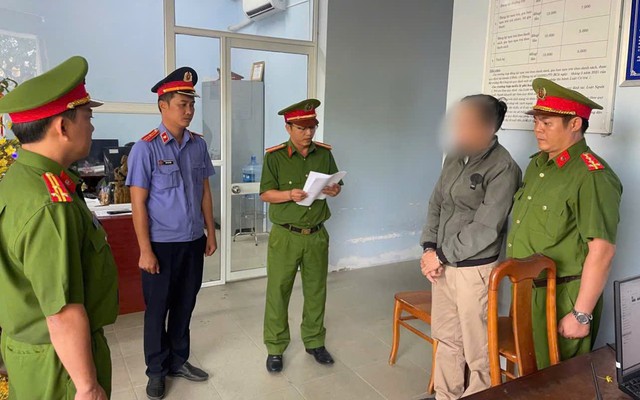 Bắt tạm giam thầy giáo Lương Việt Hải