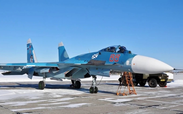 Nhiệm vụ đặc biệt của tiêm kích hạm Su-33 khi tàu Đô đốc Kuznetsov đang 'rỉ sét'