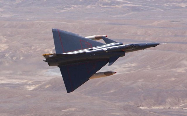 Tiêm kích Kfir được cứu ngay trước khi loại biên