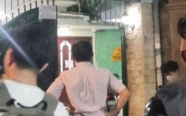 Bằng cách nào người đàn ông đã tử vong trong căn nhà khoá cửa ở Tân Bình?