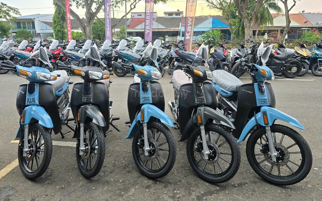 Anh em 'song sinh' của Honda Dream được ra mắt mới mức giá chỉ 23 triệu đồng