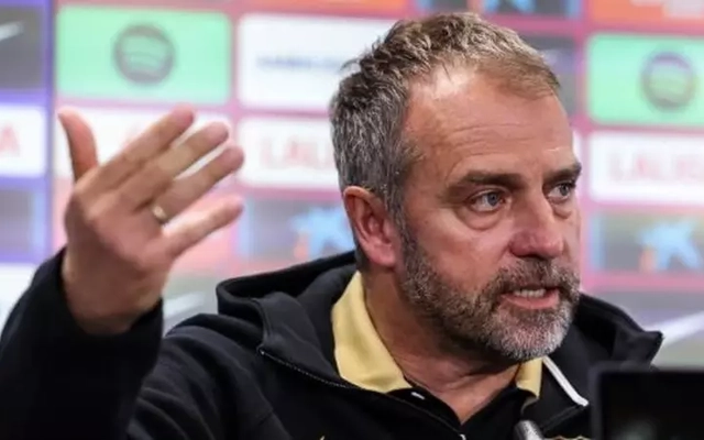 Hansi Flick bực tức vì lịch đá bù của Barcelona