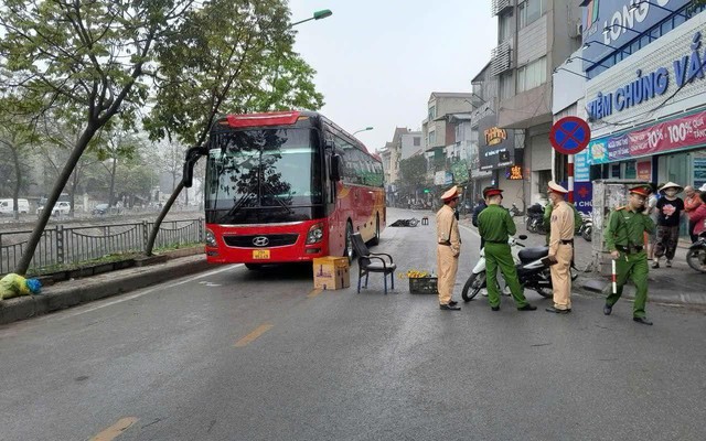 Va chạm với xe khách biển kiểm soát 4953, 1 nữ sinh tử vong tại chỗ