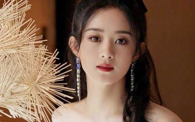 Bộ mặt thật của Triệu Lệ Dĩnh: Giở thủ đoạn chèn ép bạn diễn, dung túng cho fan làm loạn?