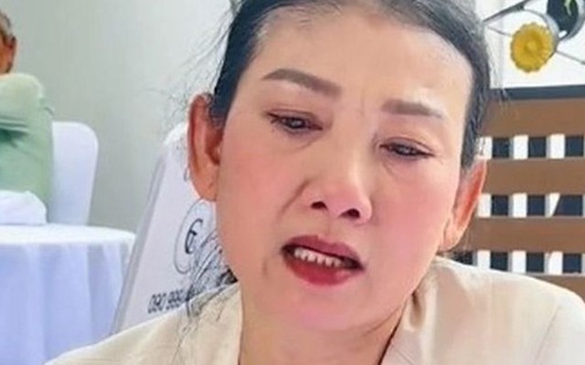 Showbiz 8/3: NSND Mỹ Uyên đăng video để lộ hình ảnh Quý Bình lúc nhập quan gây phẫn nộ