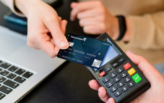 5 cách để khóa thẻ Vietcombank tạm thời trong trường hợp khẩn cấp