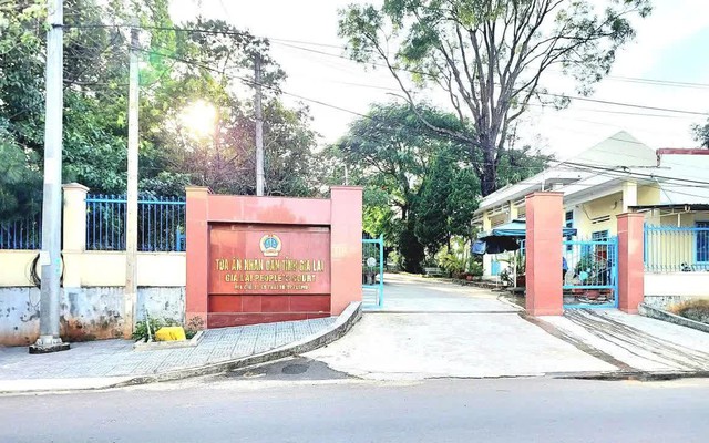 Sau khi bị khám xét, Chánh án huyện ở Gia Lai bị cho thôi việc