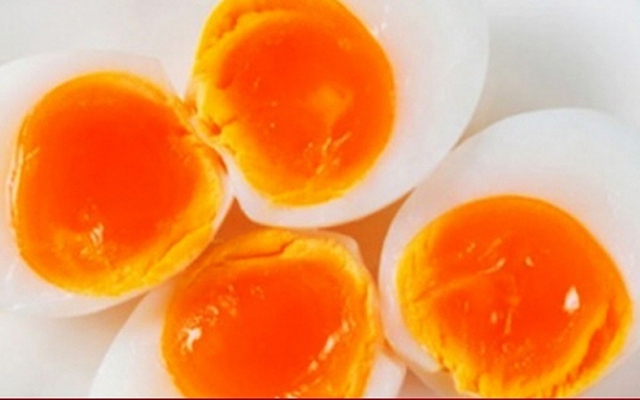 Cách luộc trứng lòng đào dẻo chuẩn ngon