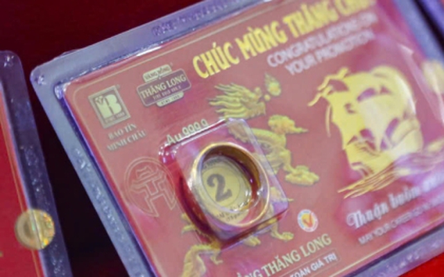 Người mua vàng lãi đậm, giá vàng có tiếp tục lập đỉnh mới?