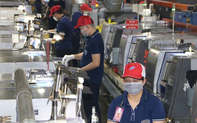 Bình Dương không thanh tra, kiểm tra doanh nghiệp trong 90 ngày, bố trí công chức làm việc xuyên lễ