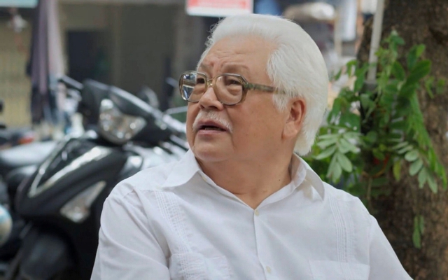 Nam NSND cả nước biết mặt: U90 sống giản dị, bình yên cùng vợ trong căn nhà tập thể ở Giảng Võ