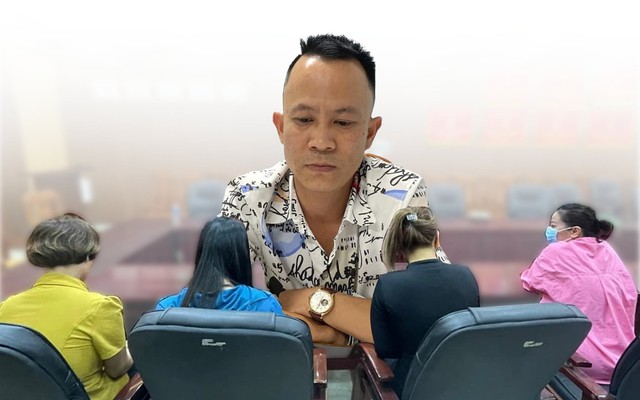 Công an triệu tập 4 nữ thư ký giúp "ông trùm" điều hành đường dây 300 gái bán dâm, thu hàng chục tỷ đồng