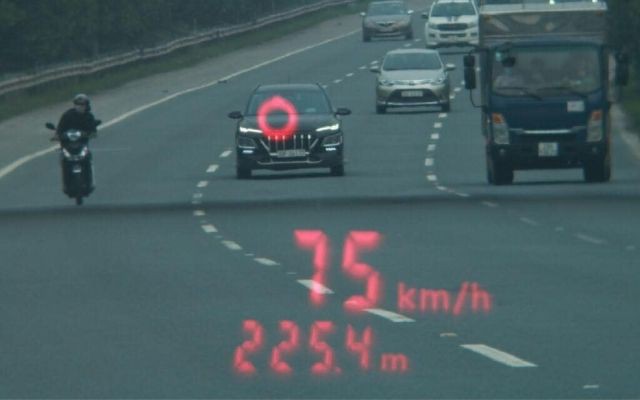 Các chủ xe phạm lỗi chạy quá tốc độ nhanh chóng nộp phạt nguội theo Nghị định 168