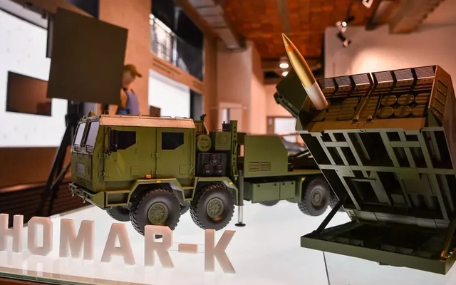 Ba Lan sản xuất hàng loạt tên lửa chính xác cao CGR-080