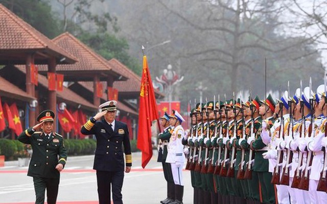 Đại tướng Phan Văn Giang mời quân đội Trung Quốc tham gia diễu binh dịp lễ 30/4