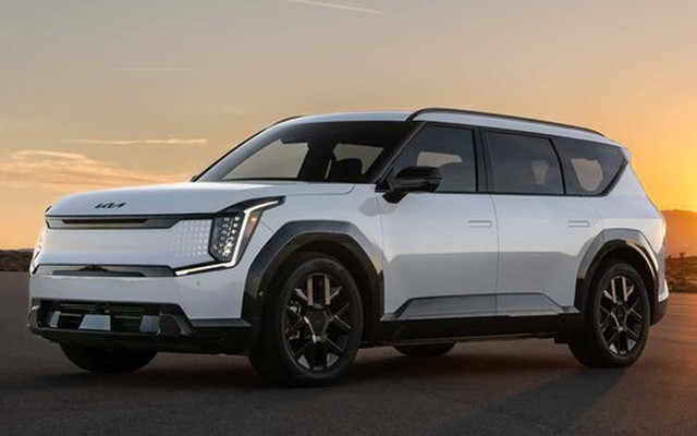 Đối thủ của VinFast VF 9 tại Mỹ ra mắt bản nâng cấp đặc biệt