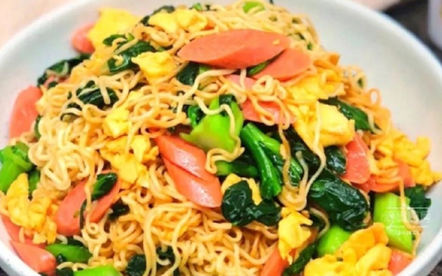 Cách xào mỳ của người Trung Quốc, đảm bảo dai ngon, không vón cục