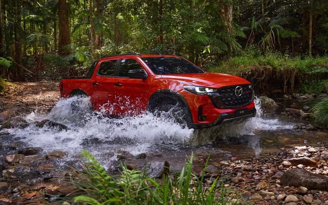 BT-50 từng bán ở Việt Nam quá giống xe Isuzu, Mazda muốn làm bán tải hoàn toàn mới đấu Ranger, Hilux