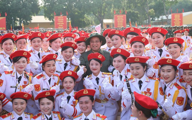 Sôi sục không khí chuẩn bị lễ diễu binh, diễu hành lịch sử 50 năm mới có một lần: 100 triệu dân mong chờ