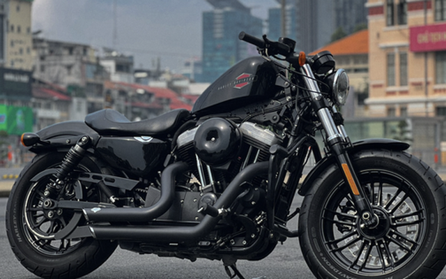 Giả hồ sơ mô tô hạng sang, 3 cựu CSGT Nha Trang bị truy tố