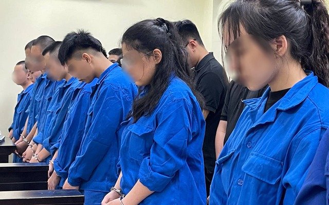 Gia đình nạn nhân nói gì về mức án phạt của 24 bị cáo trong nhóm "quái xế" đua xe, tông tử vong cô gái trẻ ở Hà Nội?