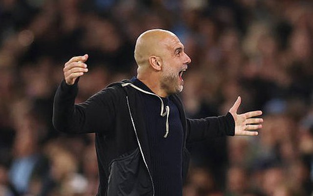 HLV Pep Guardiola: 'Mùa giải này của Man City coi như bỏ'