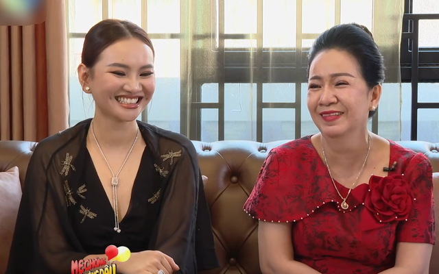 Con trai bà chủ tiệm kim cương nổi tiếng Cần Thơ nói dối với bạn gái "mẹ anh bán tạp hóa": Cái kết bất ngờ