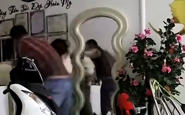 Thông tin bất ngờ về clip người chồng vừa đánh đập vợ vừa chửi “ăn bám”