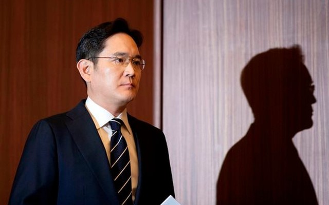 Lần đầu tiên trong lịch sử, Samsung bị đối thủ vượt mặt vì AI, chấm dứt 3 thập kỷ thống trị mảng DRAM, đi vào vết xe đổ của Intel