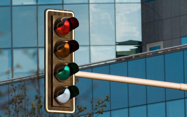 Đèn giao thông sắp có 4 màu, giúp giảm tắc nghẽn và tai nạn giao thông