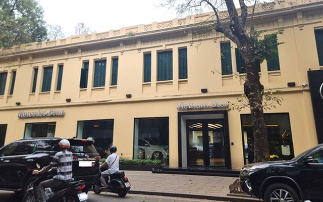 Mất trăm triệu đồng vì xem xe tại đại lý Mercedes-Benz ở Hà Nội