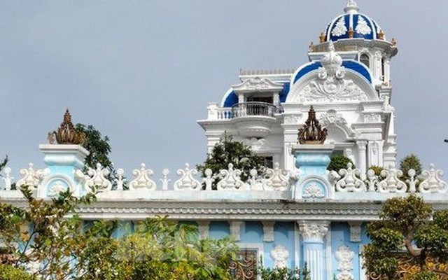 Bất ngờ vụ ông chủ 'tòa nhà đẹp nhất Cà Mau' kiện lãnh đạo Cà Mau