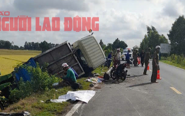 Trên đường về quê, 4 người bị xe tải chở rác tông thương vong tại Long An