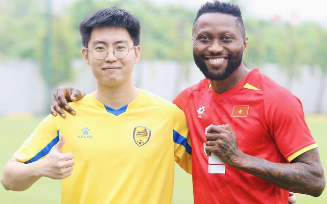 Sao nhập tịch ghi 222 bàn tại V.League xin khoác áo tuyển Việt Nam, tuyên bố một điều gây xúc động