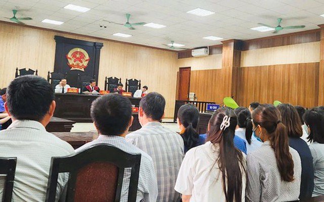 44 bị cáo hầu tòa trong vụ đưa, nhận hối lộ lớn nhất ở Thanh Hóa