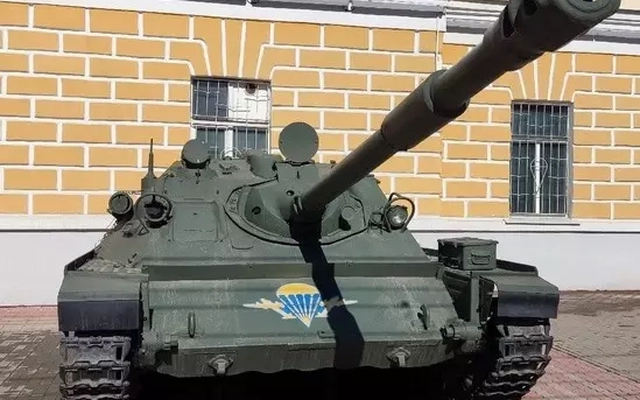 Pháo tự hành nhảy dù ngừng hoạt động vẫn có thể tiêu diệt Bradley và Leopard 1