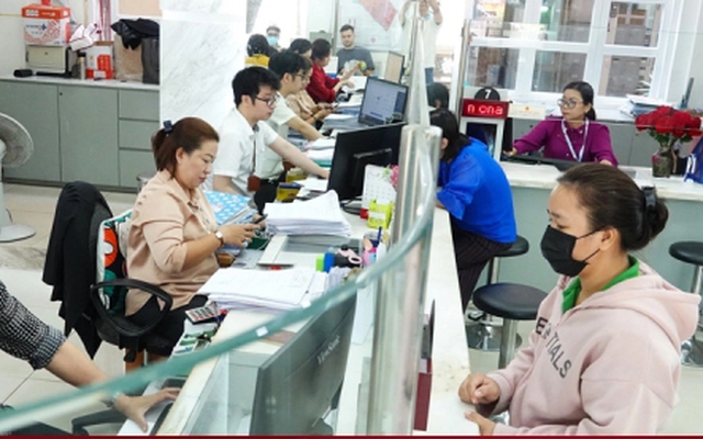 Bộ Nội vụ sẽ hướng dẫn chính sách tiền lương cho cán bộ xã, phường sau sáp nhập