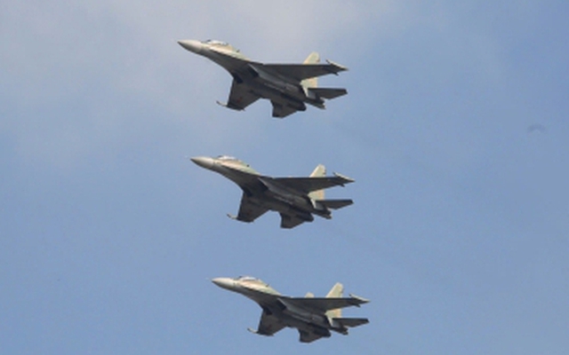 Phi đội trực thăng, tiêm kích trình diễn gì sáng 30/4?