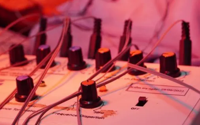 Chủ quan với triệu chứng tê mặt nhẹ, nam thanh niên bất ngờ bị liệt nửa mặt