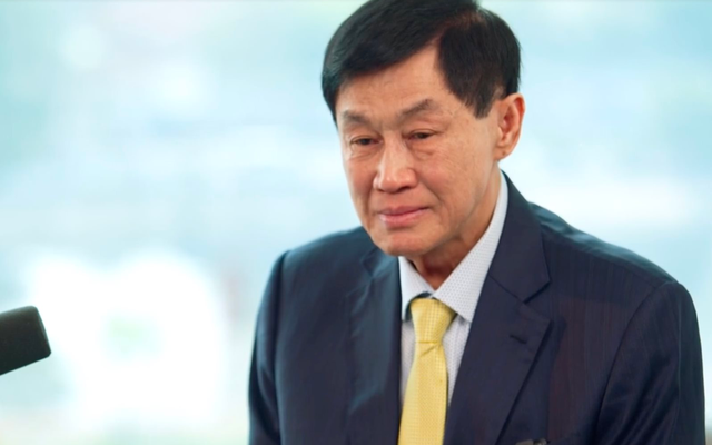 'Anh ơi, con chết rồi': Tiếng thét ám ảnh Johnathan Hạnh Nguyễn ngày trở về và hành trình làm nhiệm vụ đặc biệt cho quê hương Việt Nam