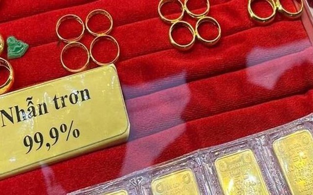 Giá bật tăng, chênh lệch vàng nhẫn và SJC nới rộng