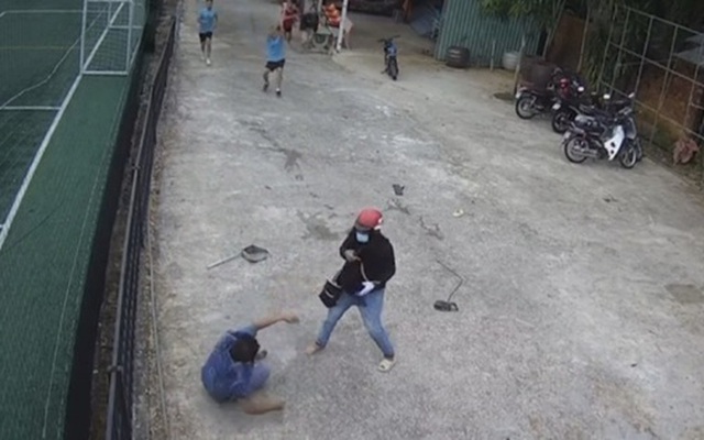 Bắt được người đàn ông dùng kích điện tấn công nhiều người ở Phú Quốc