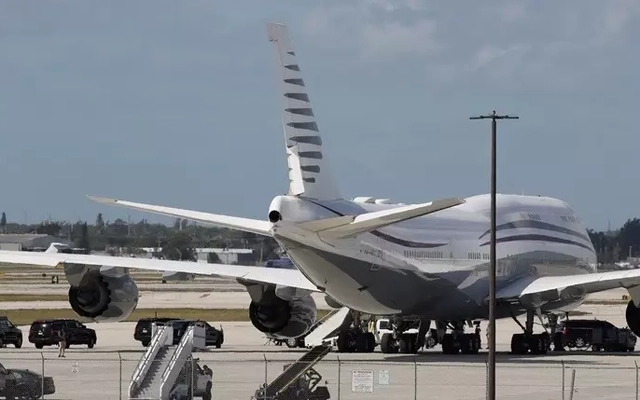 Qatar tặng quà 400 triệu USD cho Mỹ; Lý do Syria có thể xây Tháp Trump