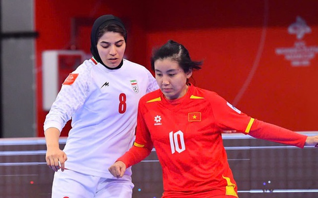 Cựu HLV Iran gọi trận hòa với futsal Việt Nam là đáng xấu hổ!