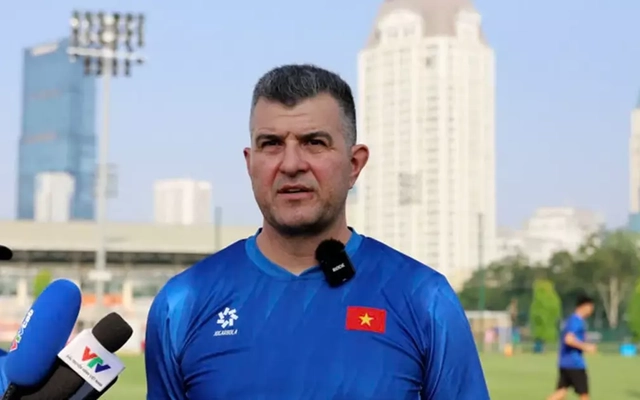 HLV ngoại áp lực khi dẫn dắt U16 Việt Nam