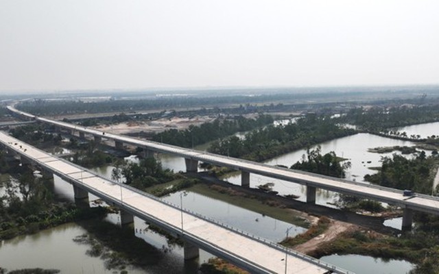 Cựu Giám đốc BQL Dự án Quảng Ninh bị cáo buộc nhận hơn 9 tỷ đồng từ các nhà thầu