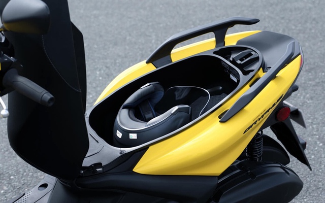 Cận cảnh màu sắc mới của Yamaha Cygnus Gryphus 2025: Lựa chọn mới cho tín đồ tay ga thể thao