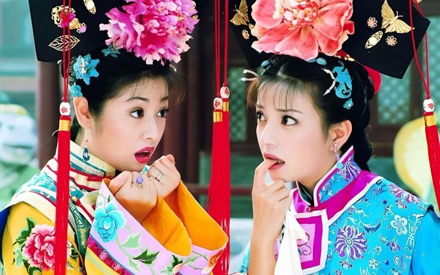 Tranh cãi lớn nhất Hoàn Châu Cách Cách suốt 27 năm: Tiểu Yến Tử và Hạ Tử Vy, ai mới là nữ chính?