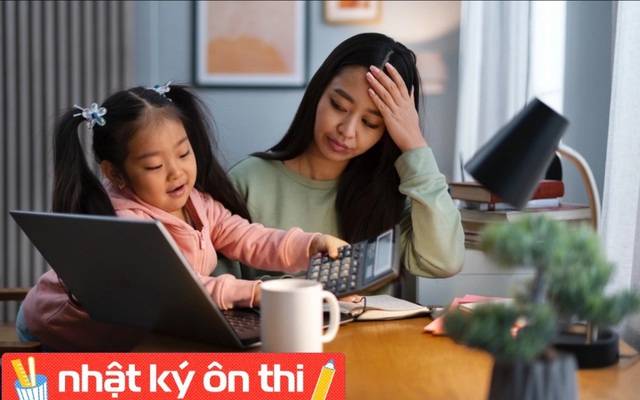 Cùng con ôn thi, nhiều phụ huynh hoang mang khi thấy vở thì ghi chép "đẹp như tranh", nhưng hỏi tới thì "Con không hiểu gì hết!"
