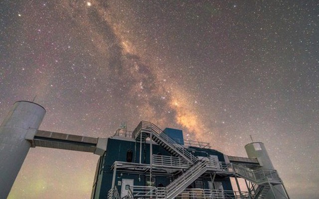 Đài quan sát Nam Cực phát hiện tín hiệu "kỳ lạ nhất vũ trụ"